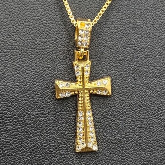 18k Gold Plated Cross Necklace CZ Diamonds Christmas Birthday Vtg Fashion Gift